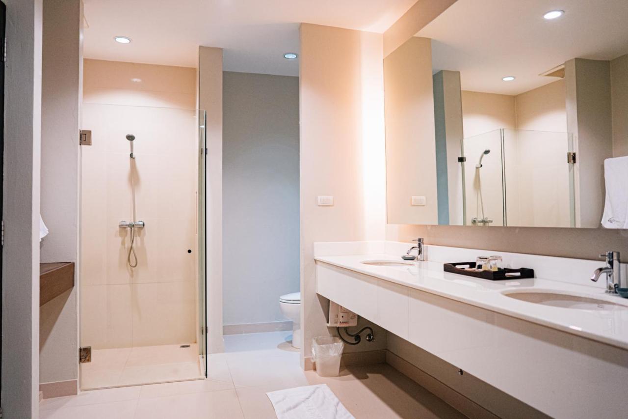 Inpawa Hotel Ban Phai Extérieur photo